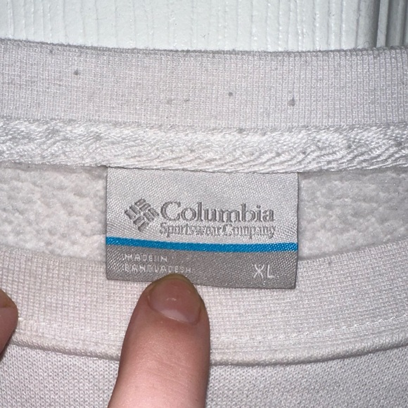 Women’s Columbia Crew Neck - Picture 4 of 4